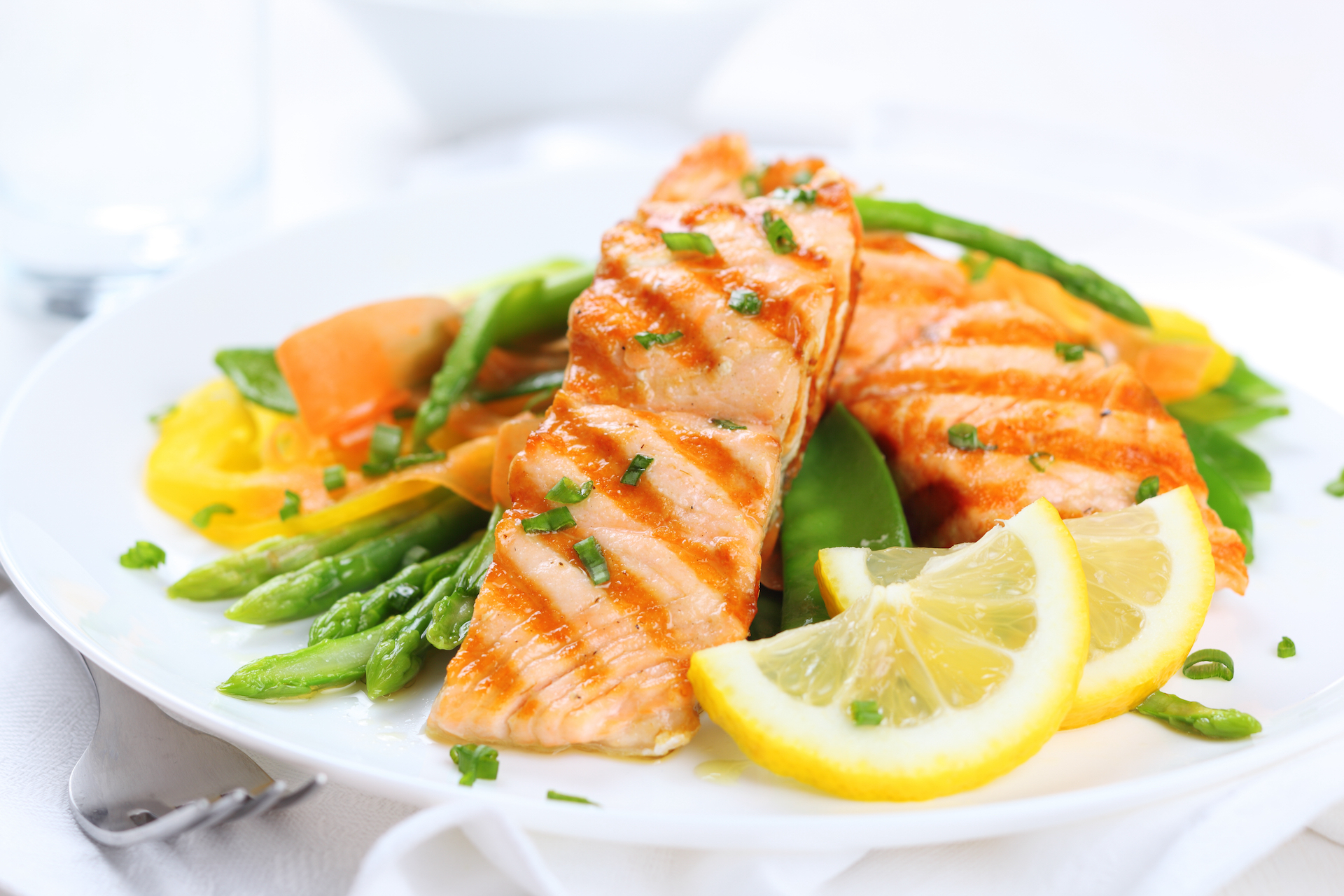 A healthy salmon dish to boost eye health for Splash Tears eye drops to promote healthy living